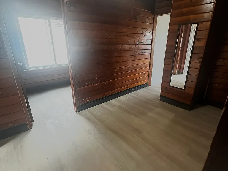 5444 Ternes St — Photo 18