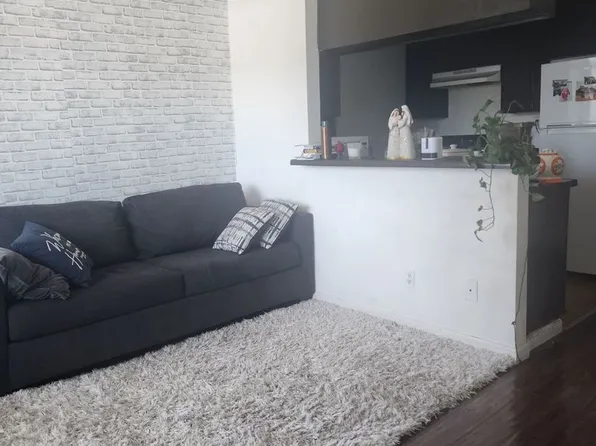 10159 Pinewood, 10159 Pinewood Ave #208, Tujunga, CA 91042