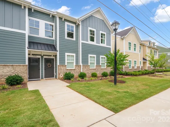 711 Beaty St, Davidson, NC 28036