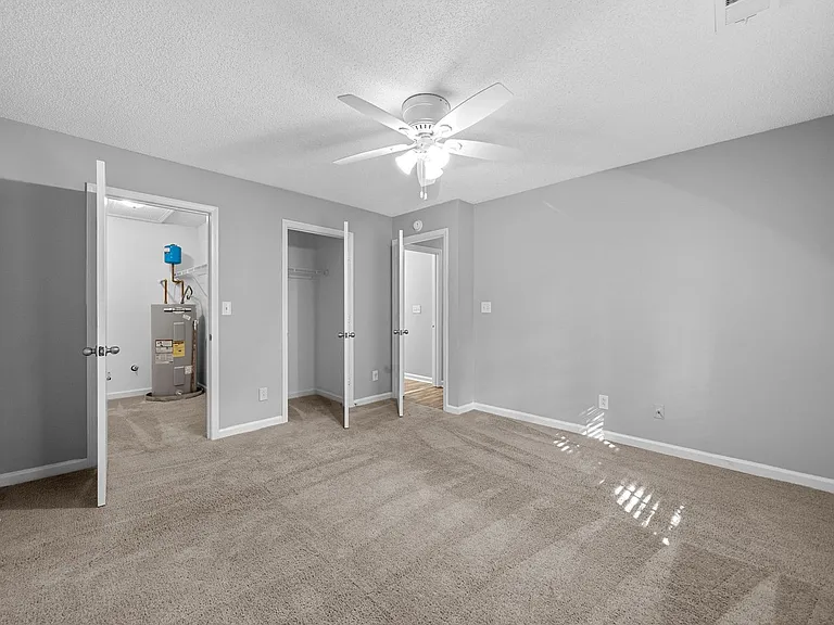 Parkway Pl - 1237 — Photo 19
