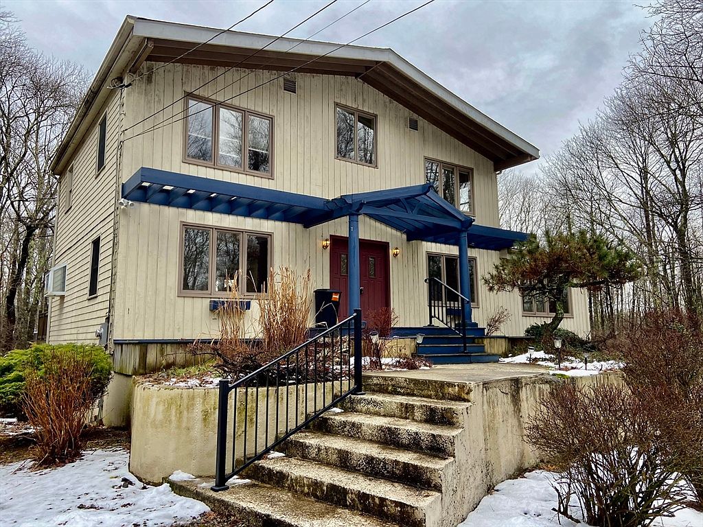61 Warren St, Plainville, MA 02762 Zillow