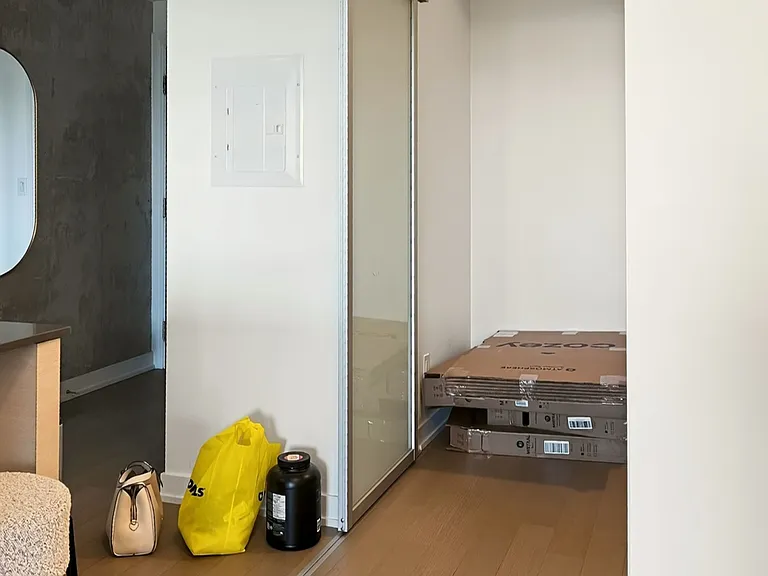 205 Manning Ave #501 — Photo 23
