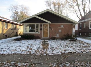 17945 Roy St, Lansing, IL 60438