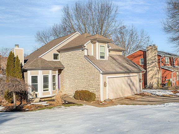 2nd image of 3643 Meadowview Dr