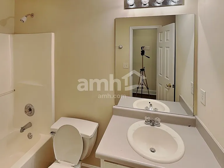 1365 Morrow Dr — Photo 15