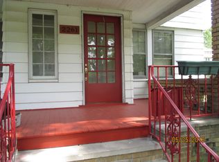 2261 Briarwood Rd, Cleveland Heights, OH 44118