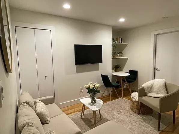 329 Bleecker Street image 1 of 8