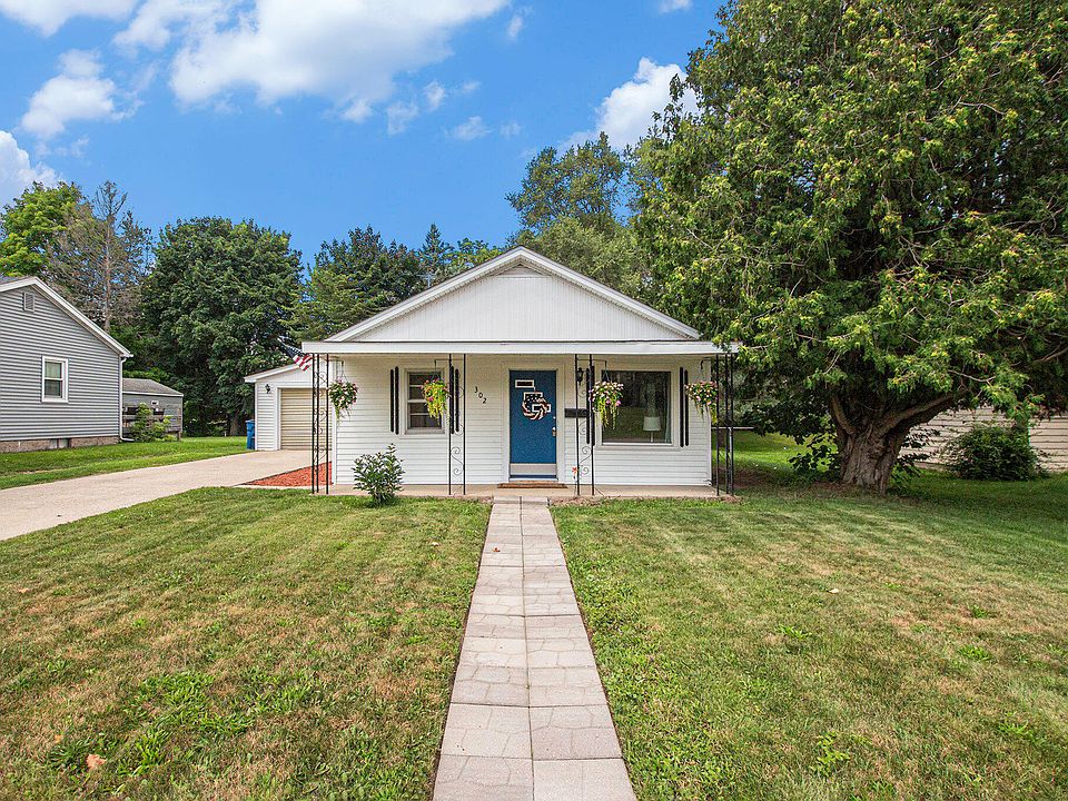 302 W Osceola Ave, Reed City, MI 49677 Zillow