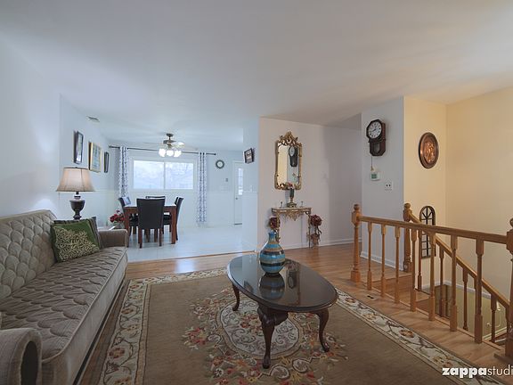 5th image of 2564 Forest Glen Pkwy