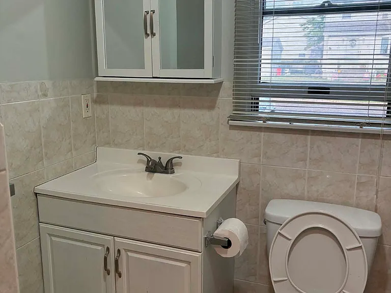 61 Randolph Ave — Photo 11