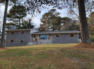 3805 Arrowrock Rd, Chattanooga, TN 37406