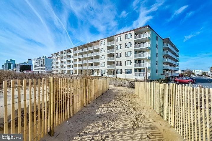 Diamond Beach