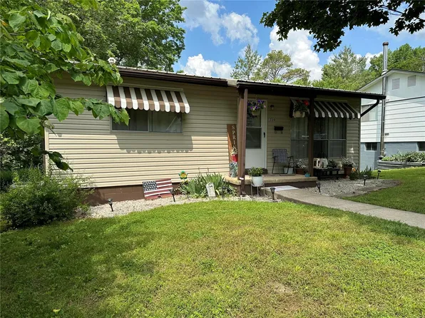 330 S Iron St, Ironton, MO 63650