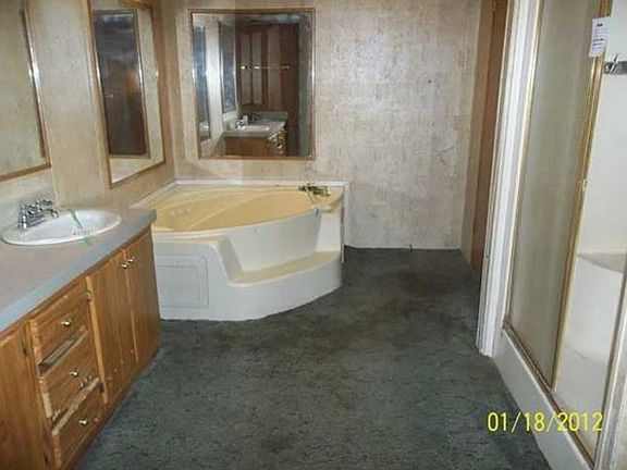 4th image of 2606 S State Road 121