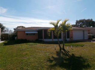 3600 Cincinnati Dr, Holiday, FL 34691