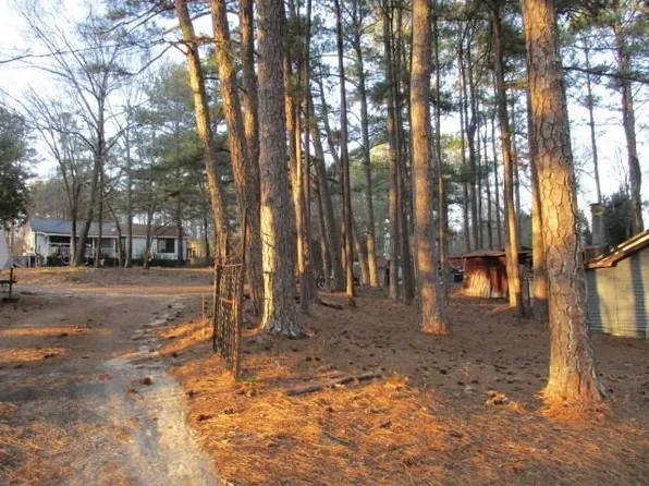 1373 Allgood Rd, Marietta, GA 30062