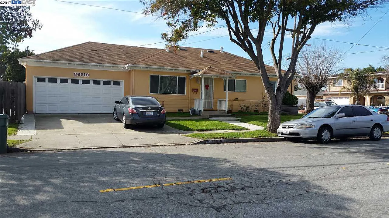 36519 Ruschin Dr photo 1