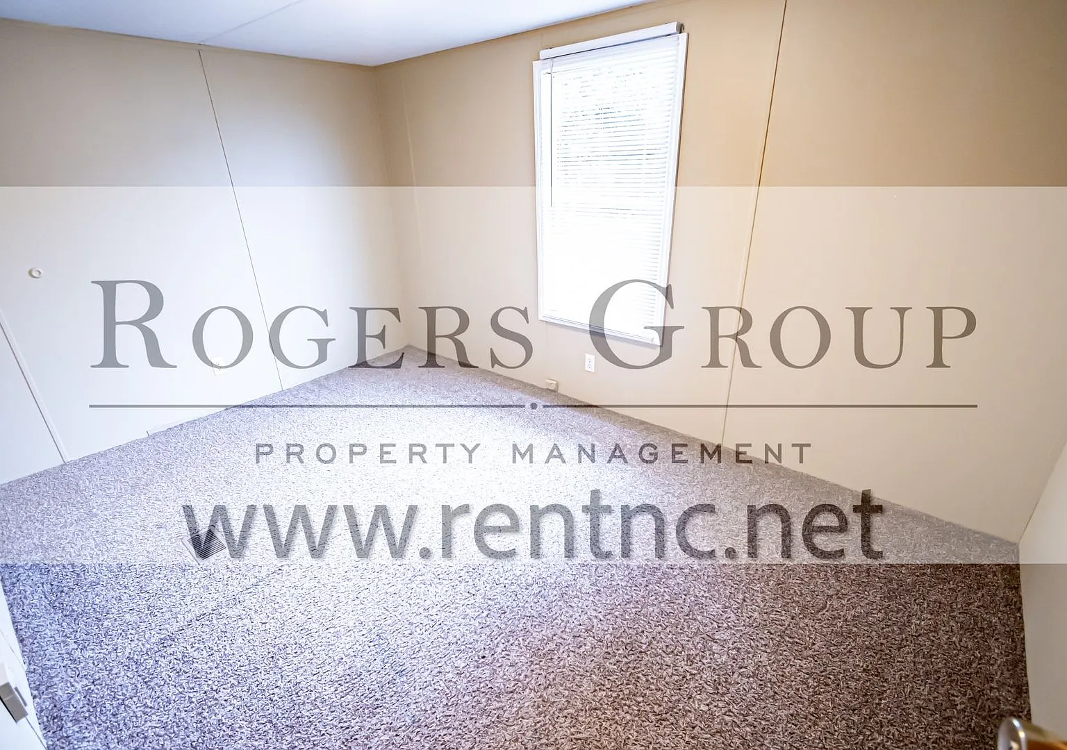 3 bed, 2.0 bath, $895 — Photo 4