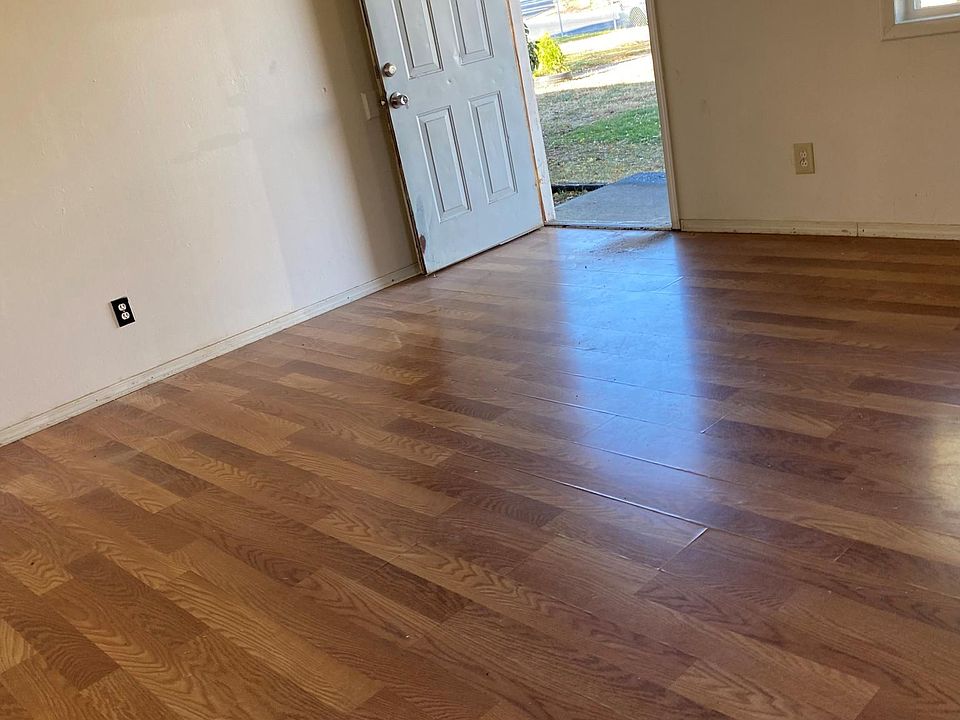 2nd image of 1118 Arlington Dr
