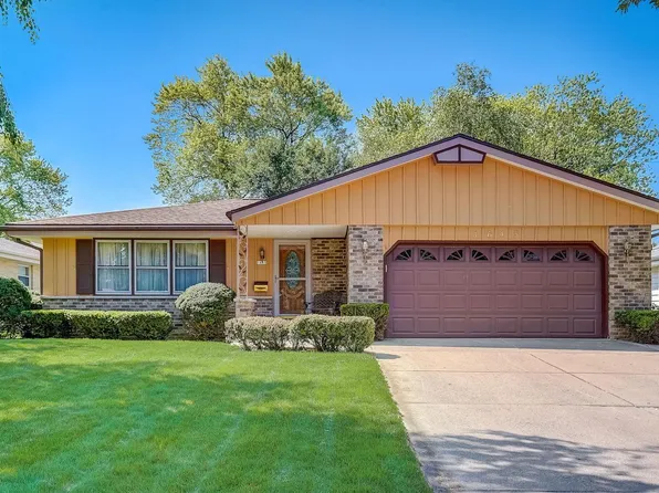 1645 Mackinac AVENUE, South Milwaukee, WI 53172