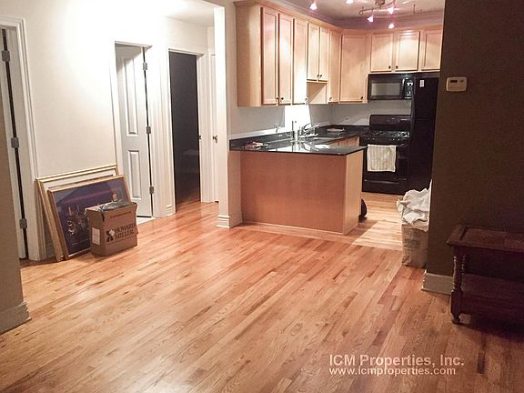 3rd image of 1210 W Waveland Ave #12161