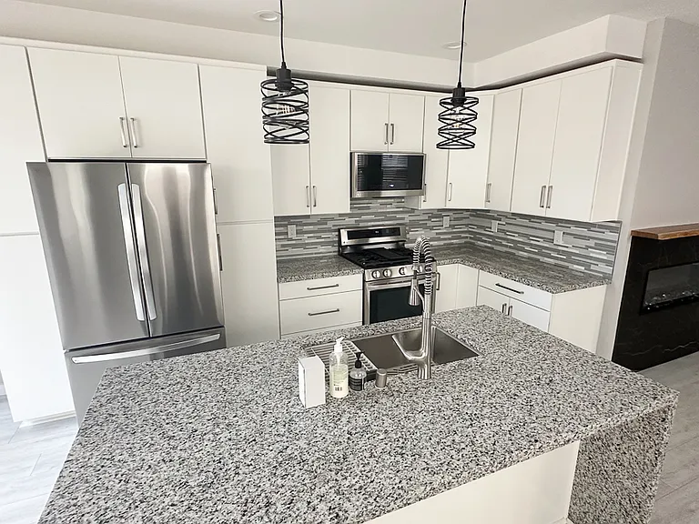 608 Silver Berry Pl — Photo 3