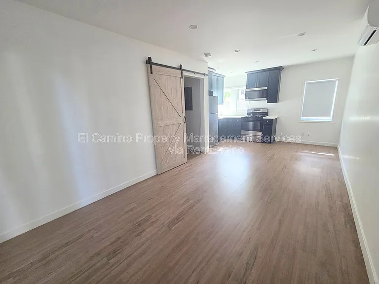 425 E Wellington Ave #1108 — Photo 3
