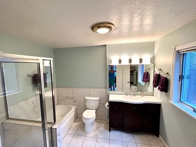 2492 Lily Langtry Ct — Photo 22
