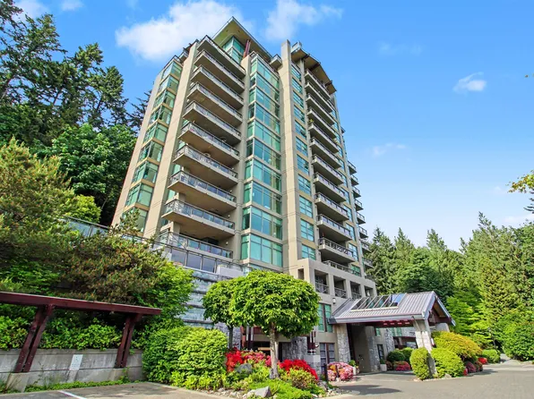 3315 Cypress Pl #503, West Vancouver, BC V7S 3J7