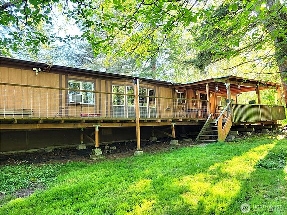 2nd image of 3824 Birch Bay-Lynden Road