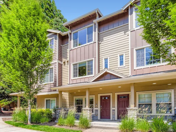 7967 NE Heiser St, Hillsboro, OR 97006