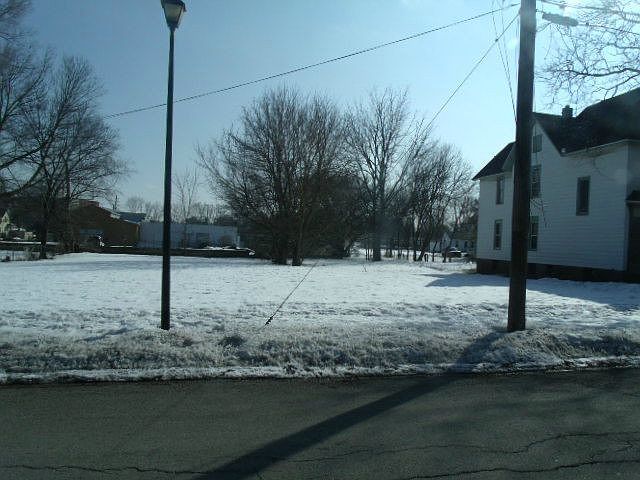 1st image of 1233 6th Ave