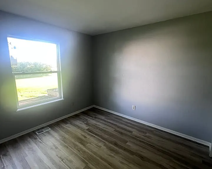 4953 Oakwood Trl — Photo 1