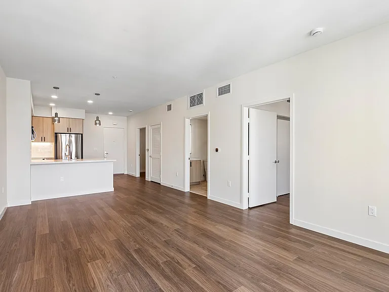 Maru Apartments — Photo 56