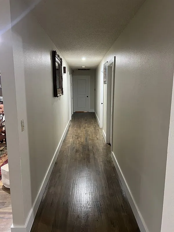 3 bed, 2.0 bath, 2450 sqft, $3,500 — Photo 2