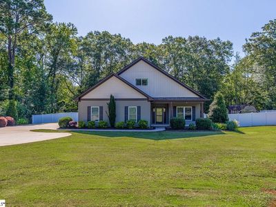 64 Montague Cir, Greenville, SC, 29617