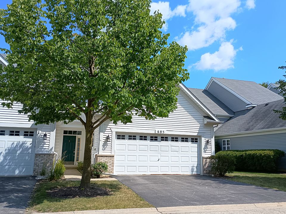 1st image of 685 Shoreline Dr