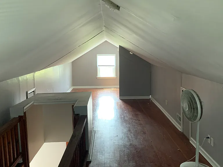 3630 Lovelaceville Rd — Photo 2