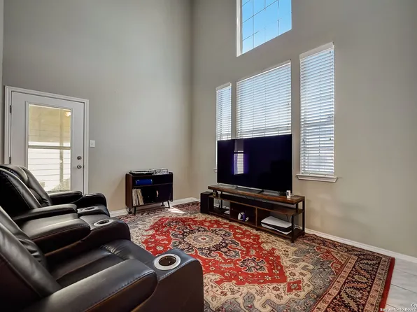 2435 Crown Hollow, San Antonio, TX 78251