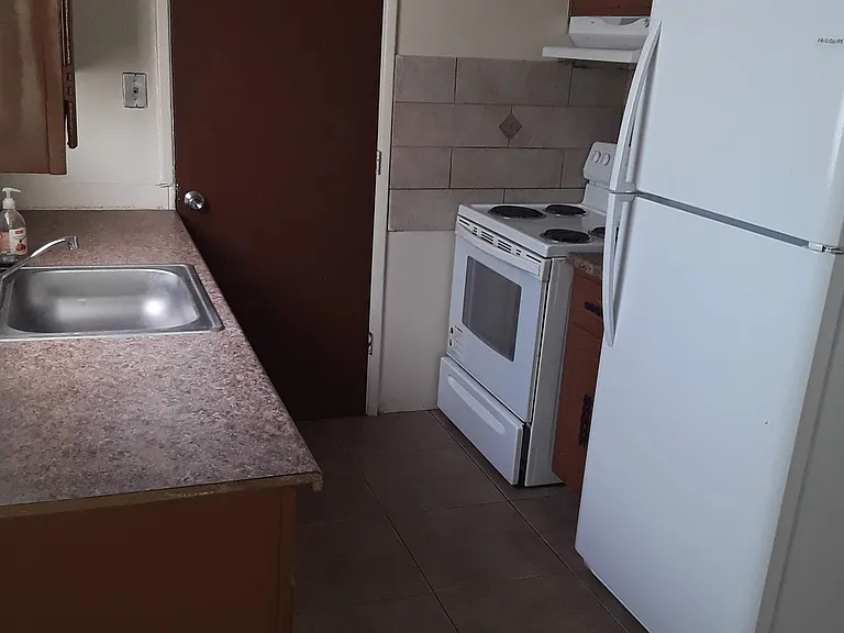 446 E Calle Arizona #1 — Photo 4
