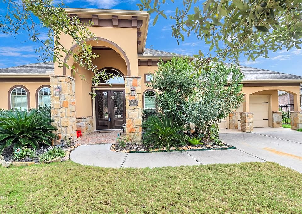 1st image of 11502 Quarto Ln