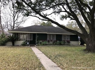 8538 Ridgepoint Dr, Houston, TX 77055