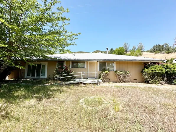 2667 Shasta Rd, Clearlake Oaks, CA 95423