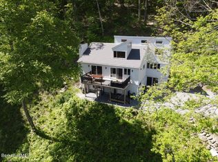18 Hilltop Rd, Egremont, MA 01230