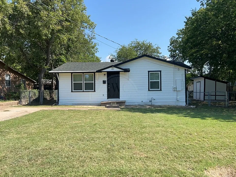 407 Adams Ave