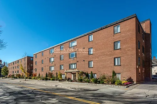 222 Babcock St #2A Photo 1