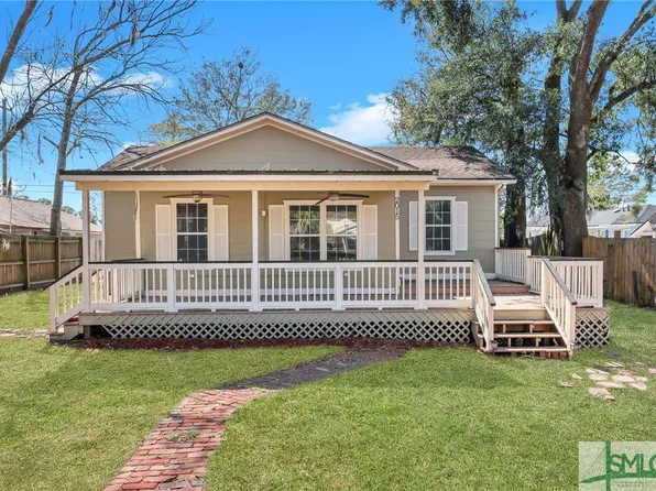 2015 E 39th Street, Savannah, GA 31404
