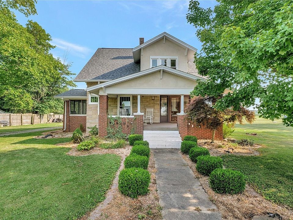 913 Main St, Lerna, IL 62440 Zillow