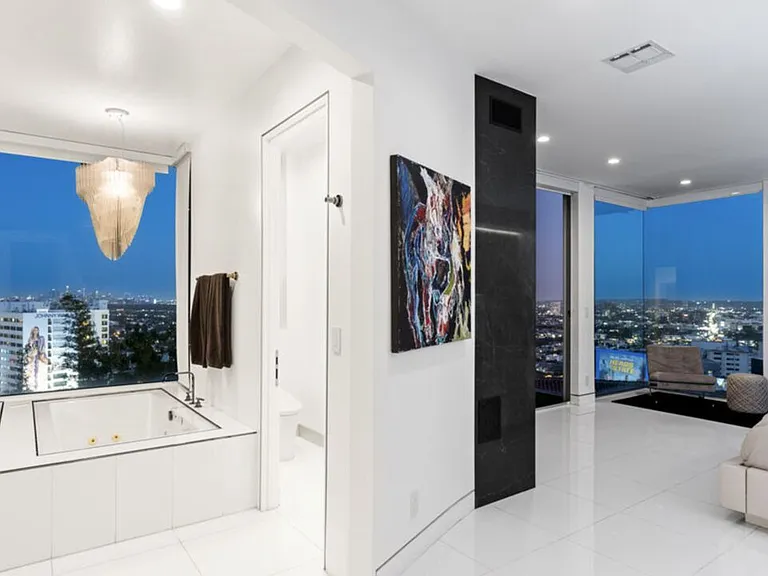 1377 Miller Pl — Photo 30