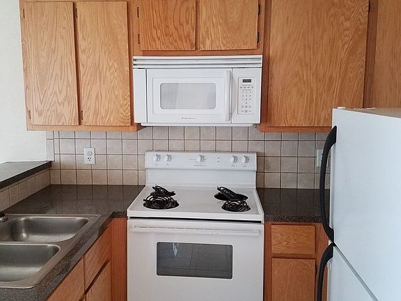 4th image of 2803-A Windmill Ct